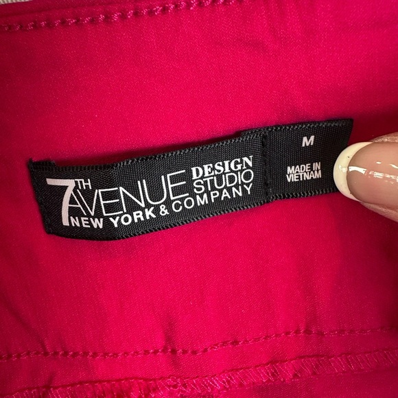 7th Avenue New York Company Design
Studio Side Button Skirt Sz Medium - Picture 3 of 5